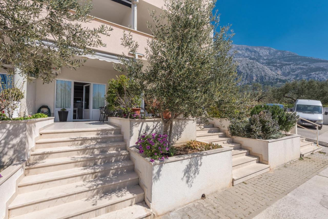 Long Apartment Makarska Exterior foto